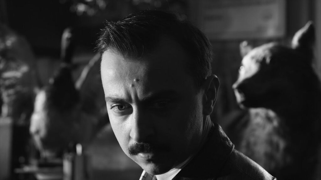 Sen Aydınlatırsın Geceyi - Film Sahnesi
